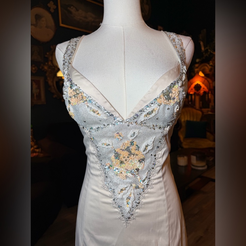 Vintage Y2K Julian Joyce Ivory Midi Cocktail Dress ✨